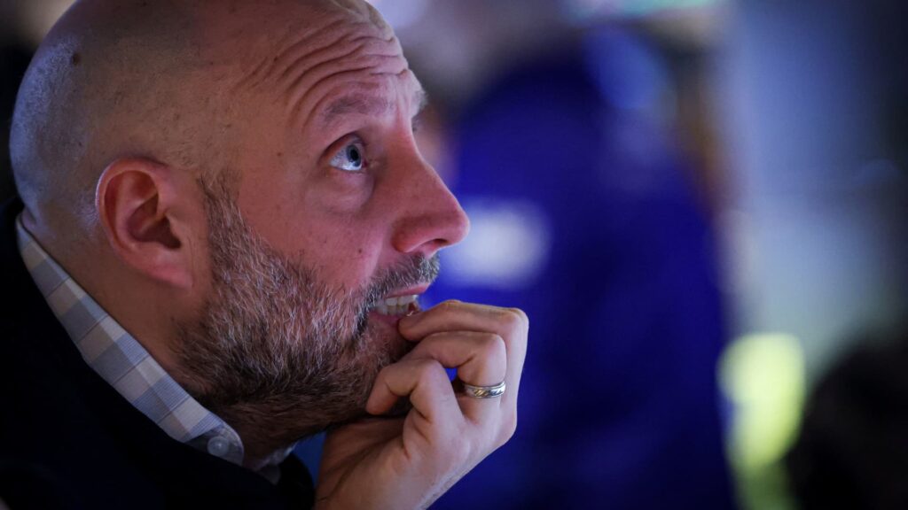 Why investors shouldn't cash out on Corning's monster rally just yet