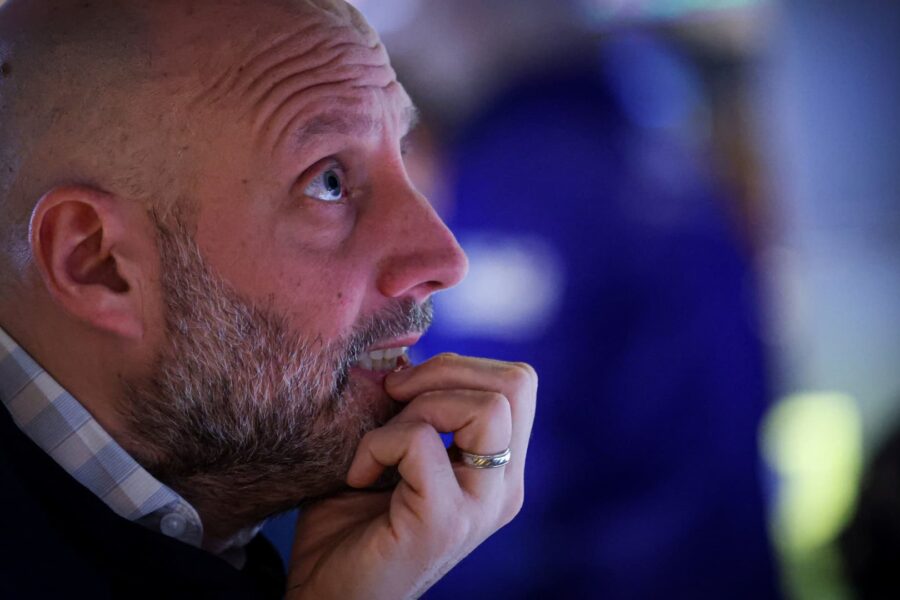 Why investors shouldn't cash out on Corning's monster rally just yet