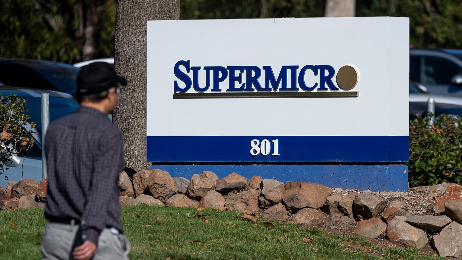 Super Micro employees charged with smuggling Nvidia chips to China