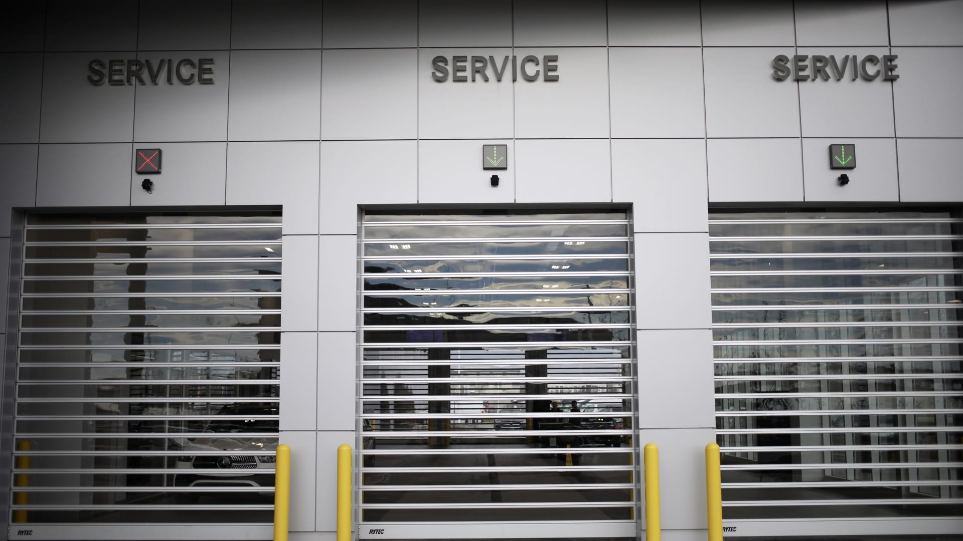 A populist consumer movement is rising to end ‘captive’ repair economy